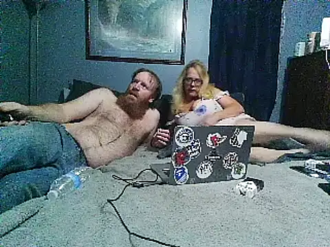Snapshot of letsgetdirty1981 chatting on 27, 1, 2025 letsgetdirty1981 online show from 27, 1, 2025