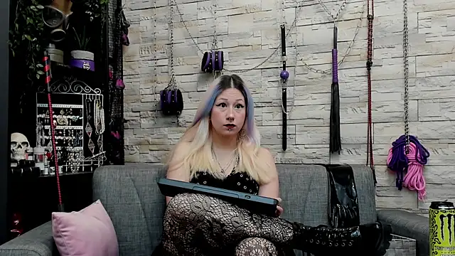 CruelMistress online show from 15, 12, 2025