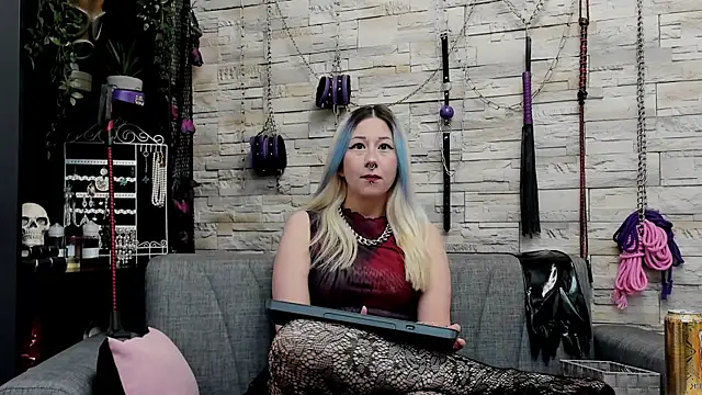 Snapshot of CruelMistress chatting on 19, 1, 2026 CruelMistress online show from 19, 1, 2026