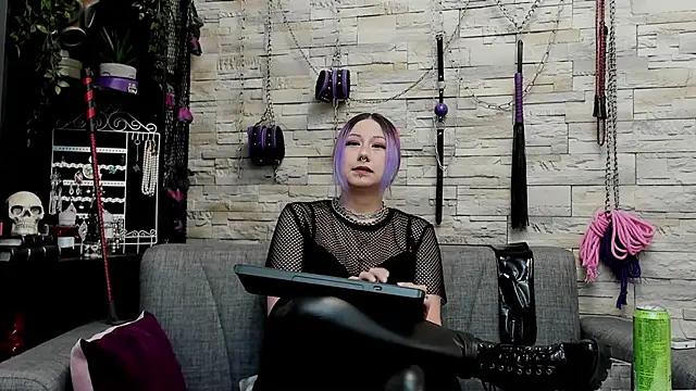 Snapshot of CruelMistress chatting on 11, 2, 2026 CruelMistress online show from 11, 2, 2026