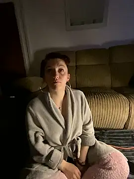 Stoner BarbieXX online show from 2, 3, 2025