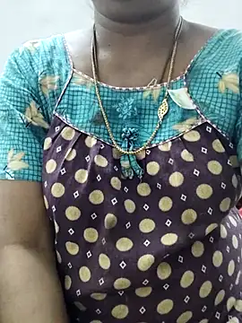 Snapshot of Tamilrojanew chatting on 28, 10, 2025 Tamilrojanew online show from 28, 10, 2025