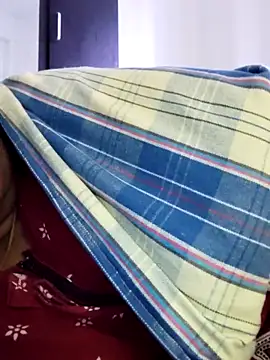 Snapshot of Tamilrojanew chatting on 15, 11, 2025 Tamilrojanew online show from 15, 11, 2025