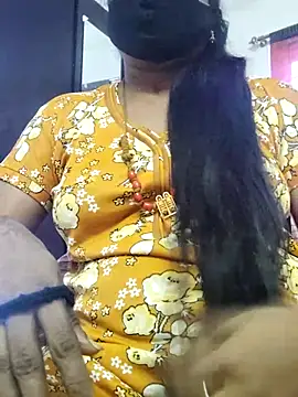 Snapshot of Tamilrojanew chatting on 16, 5, 2026 Tamilrojanew online show from 16, 5, 2026
