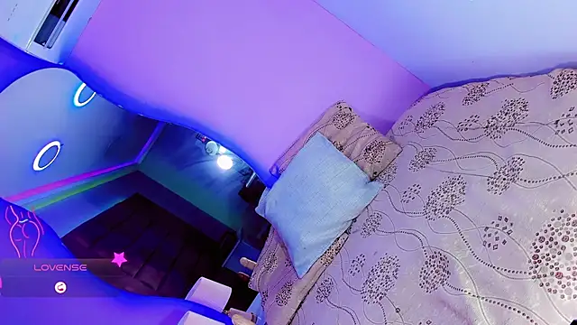 Shanelengel online show from 25, 11, 2025