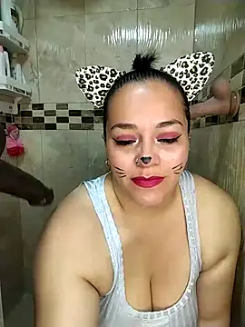 Snapshot of emily_sweet13 chatting on 9, 11, 2025 emily sweet13 online show from 9, 11, 2025