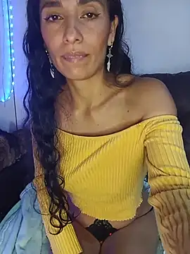 chloewildd  online show from 7, 6, 2026