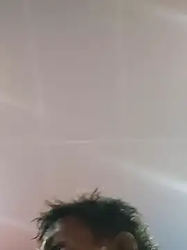 Tu papi 69  online show from 10, 9, 2025