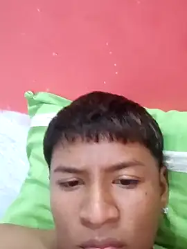 Tu papi 69  online show from 6, 10, 2025