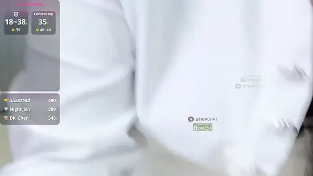 Snapshot of 808dass chatting on 4, 11, 2025 808dass online show from 4, 11, 2025