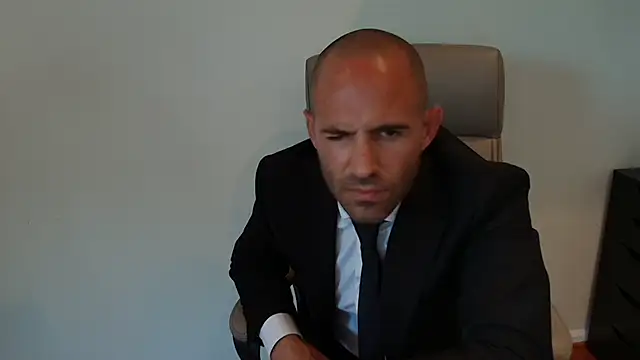 Snapshot of TheNakedPreacher chatting on 4, 6, 2026 TheNakedPreacher online show from 4, 6, 2026