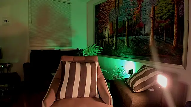 Snapshot of Elizabethz1 chatting on 19, 1, 2025 Elizabethz1 online show from 19, 1, 2025