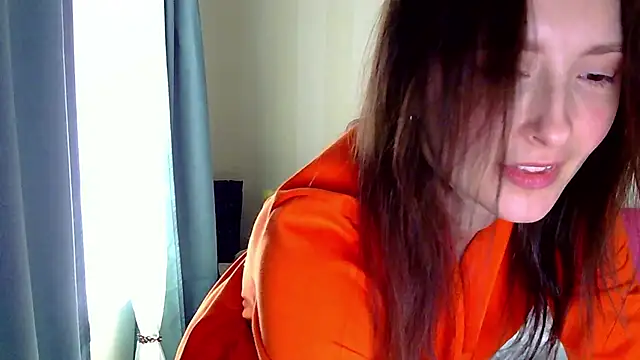 Snapshot of LilyXSky chatting on 13, 10, 2025 LilyXSky online show from 13, 10, 2025