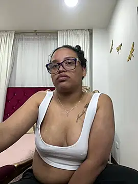 Snapshot of angela_angels_ chatting on 13, 1, 2025 angela angels online show from 13, 1, 2025