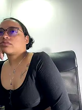 Snapshot of angela_angels_ chatting on 9, 10, 2025 angela angels online show from 9, 10, 2025