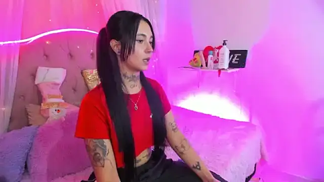  Mia  9 online show from 17, 2, 2025