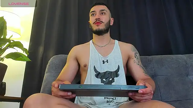 Zionmattis online show from 4, 12, 2024