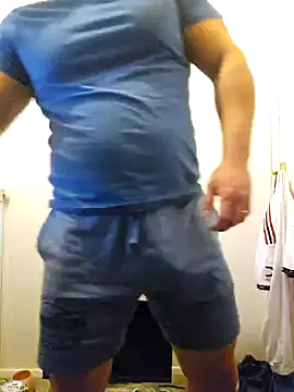 Snapshot of massivemax chatting on 2, 12, 2024 massivemax online show from 2, 12, 2024