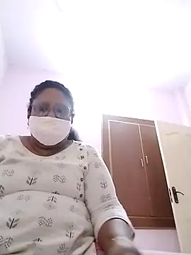 Snapshot of Pushpavathi_78 chatting on 29, 4, 2026 Pushpavathi 78 online show from 29, 4, 2026