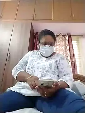 Snapshot of Pushpavathi_78 chatting on 30, 4, 2026 Pushpavathi 78 online show from 30, 4, 2026