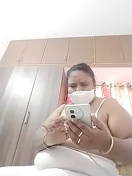 Snapshot of Pushpavathi_78 chatting on 8, 5, 2026 Pushpavathi 78 online show from 8, 5, 2026
