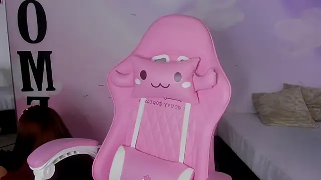 Snapshot of carolayrosse chatting on 1, 3, 2025 carolayrosse online show from 1, 3, 2025