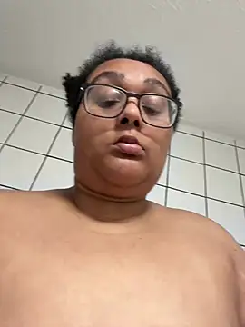 Snapshot of vanilla_chocolate23 chatting on 15, 2, 2026 vanilla chocolate23 online show from 15, 2, 2026