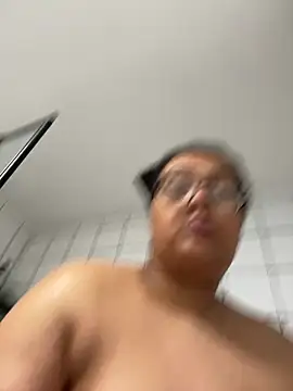 Snapshot of vanilla_chocolate23 chatting on 20, 2, 2026 vanilla chocolate23 online show from 20, 2, 2026