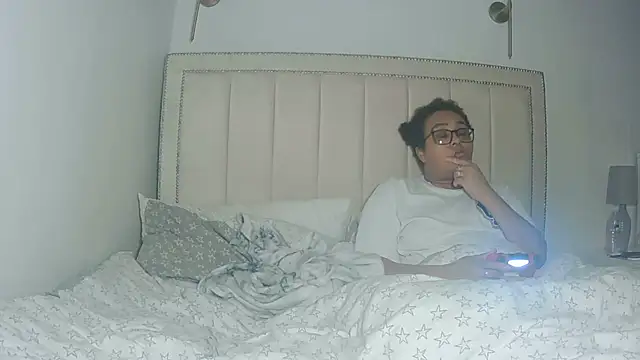 Snapshot of vanilla_chocolate23 chatting on 21, 2, 2026 vanilla chocolate23 online show from 21, 2, 2026