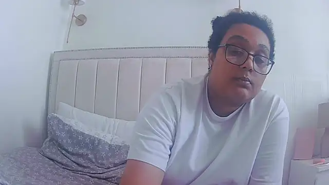 Snapshot of vanilla_chocolate23 chatting on 18, 3, 2026 vanilla chocolate23 online show from 18, 3, 2026