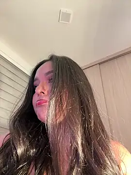 kenndall 21 online show from 24, 2, 2026