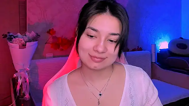 Swee Alicee online show from 10, 3, 2025