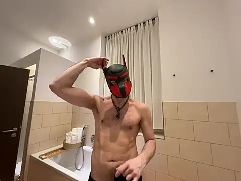 Snapshot of manforhotfun chatting on 4, 4, 2026 manforhotfun online show from 4, 4, 2026