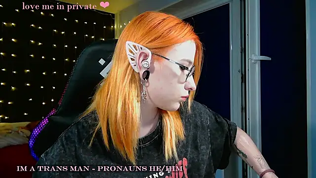 Snapshot of Honelin chatting on 23, 1, 2025 Honelin online show from 23, 1, 2025