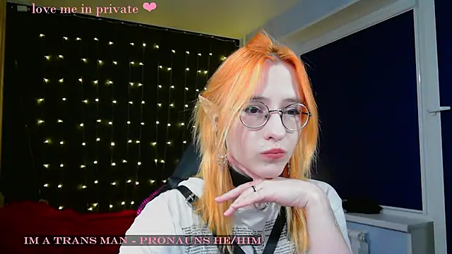 Snapshot of Honelin chatting on 3, 2, 2025 Honelin online show from 3, 2, 2025