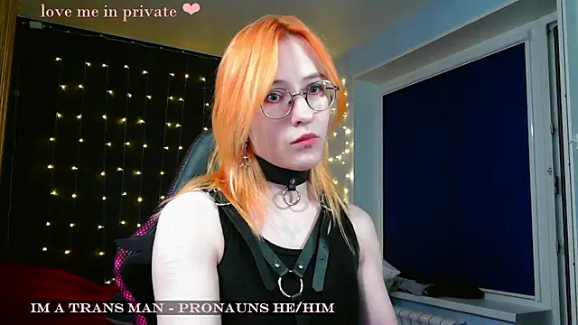 Snapshot of Honelin chatting on 4, 2, 2025 Honelin online show from 4, 2, 2025