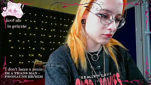 Snapshot of Honelin chatting on 13, 2, 2025 Honelin online show from 13, 2, 2025