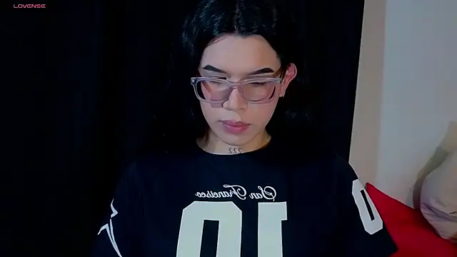 Samantha Rusell online show from 19, 7, 2026