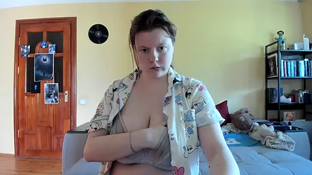 Snapshot of LillyDepp chatting on 6, 5, 2026 LillyDepp online show from 6, 5, 2026