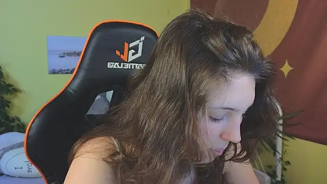 cherry lea online show from 6, 2, 2025