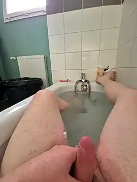 Snapshot of Ragnar-59 chatting on 2, 3, 2025 Ragnar-59 online show from 2, 3, 2025