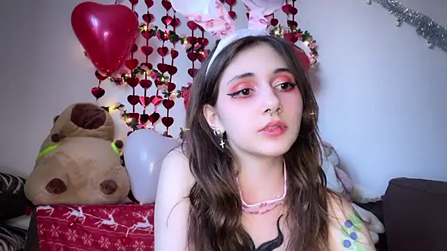 Snapshot of _Devill_Baby chatting on 15, 2, 2025  Devill Baby online show from 15, 2, 2025