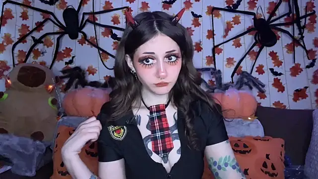 Snapshot of _Devill_Baby chatting on 7, 10, 2025  Devill Baby online show from 7, 10, 2025