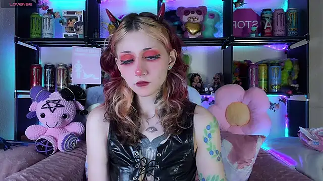 Snapshot of _Devill_Baby chatting on 5, 6, 2026 Devill Baby online show from 5, 6, 2026