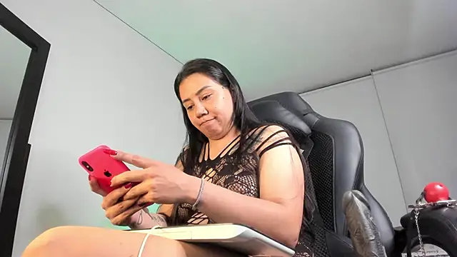 charlotte joliedart online show from 13, 12, 2024