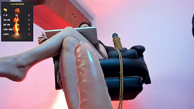 charlotte joliedart online show from 28, 2, 2025