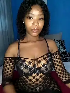 NunuBerry16 online show from 7, 2, 2025