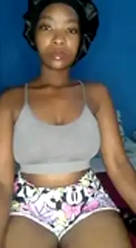 NunuBerry16 online show from 9, 2, 2025