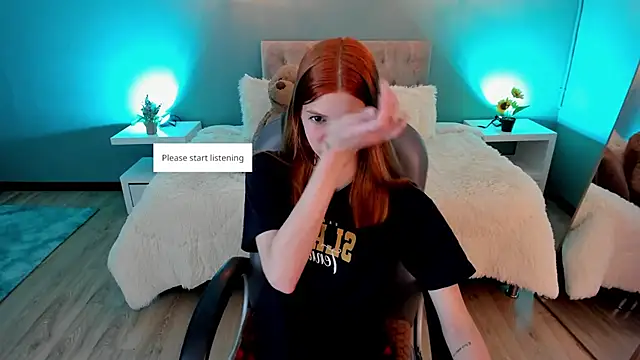 Snapshot of Nora_Vennucci chatting on 2, 11, 2025 Nora Vennucci online show from 2, 11, 2025