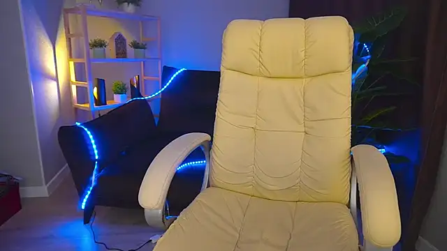 Snapshot of LanaRhoades_s chatting on 5, 12, 2024 LanaRhoades s online show from 5, 12, 2024